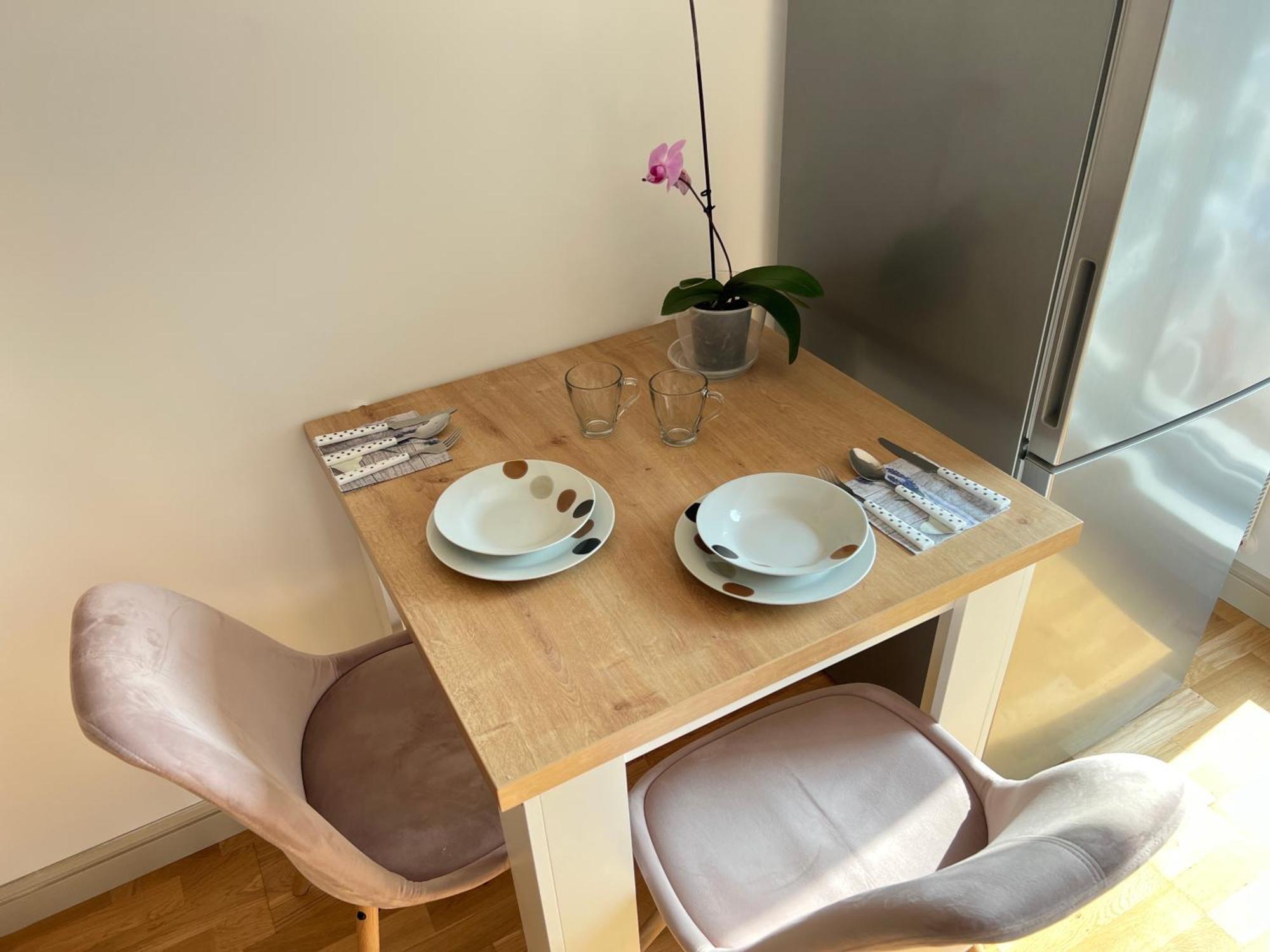 Airport Flyhub Chic Apartment Iasi Ngoại thất bức ảnh